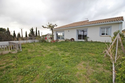 Maison 5 Mns LEZIGNAN 11200 - 7 pieces 203 m2 - Piscine