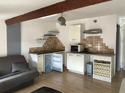 CARCASSONNE - Appartement 2 pieces meuble - Vue Cite