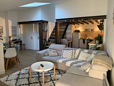 Investissement locatif - Immeuble 19 pieces 397 m2 - 7 appartements renoves