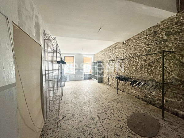 CARCASSONNE - Centre ville local commercial de 39 m2