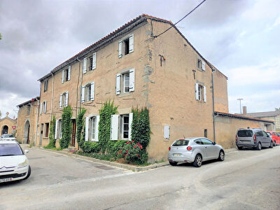 ANCIEN RELAIS DE POSTE 17° - 290 M2 - 8 PIECES
