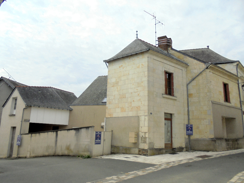 BRISSAC-QUINCE ! BRISSAC-QUINCE !
