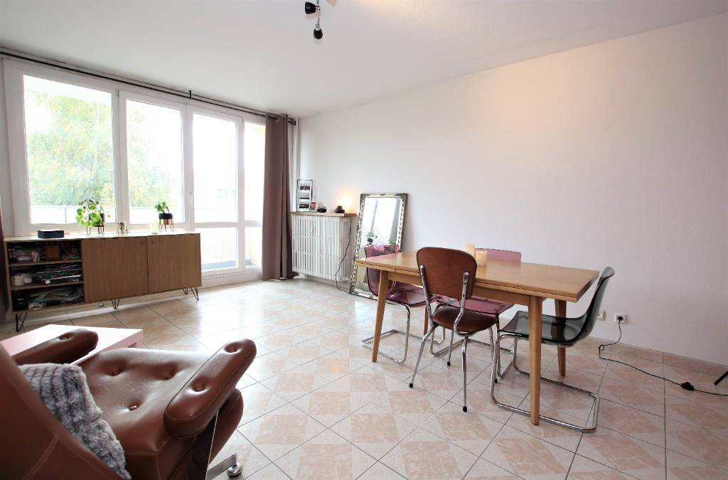 Appartement 2 pièces 47 m² 2 balcons parking à Vendre à METZ Route de LORRY Appartement 2 pièces 47 m² 2 balcons parking à Vendre à METZ Route de LORRY