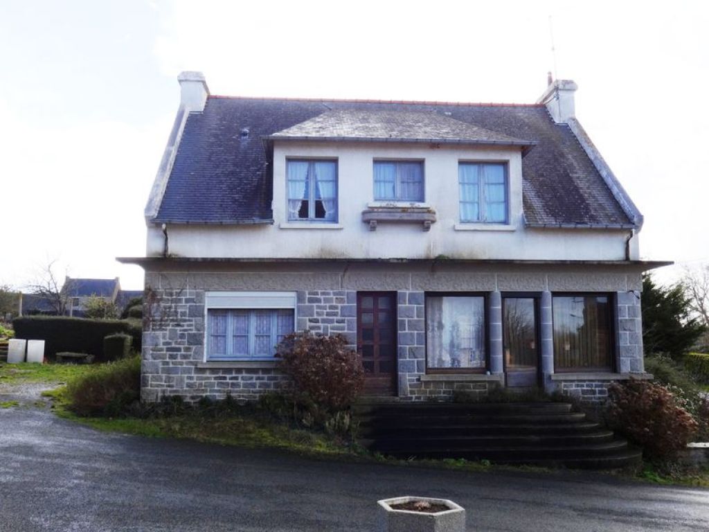VENTE MAISON BOURG DE RUCA VENTE MAISON BOURG DE RUCA