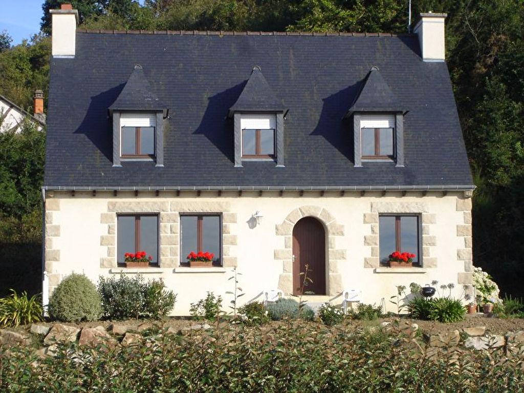A VENDRE MAISON FREHEL A VENDRE MAISON FREHEL