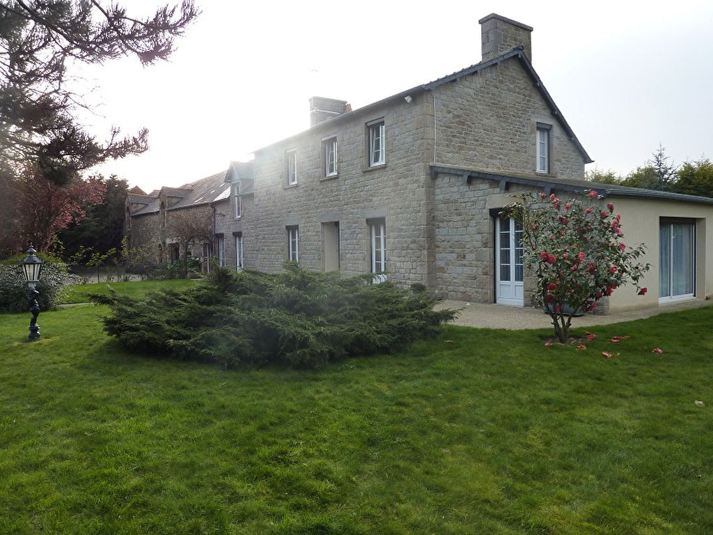 A VENDRE MAISON BOURSEUL A VENDRE MAISON BOURSEUL
