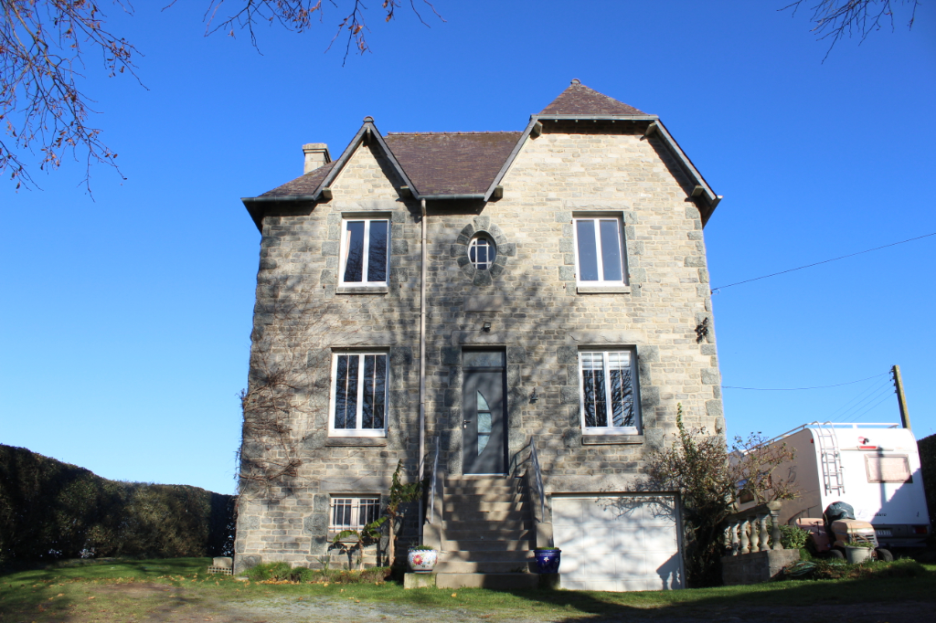 A VENDRE MAISON RENOVEE A VENDRE MAISON RENOVEE