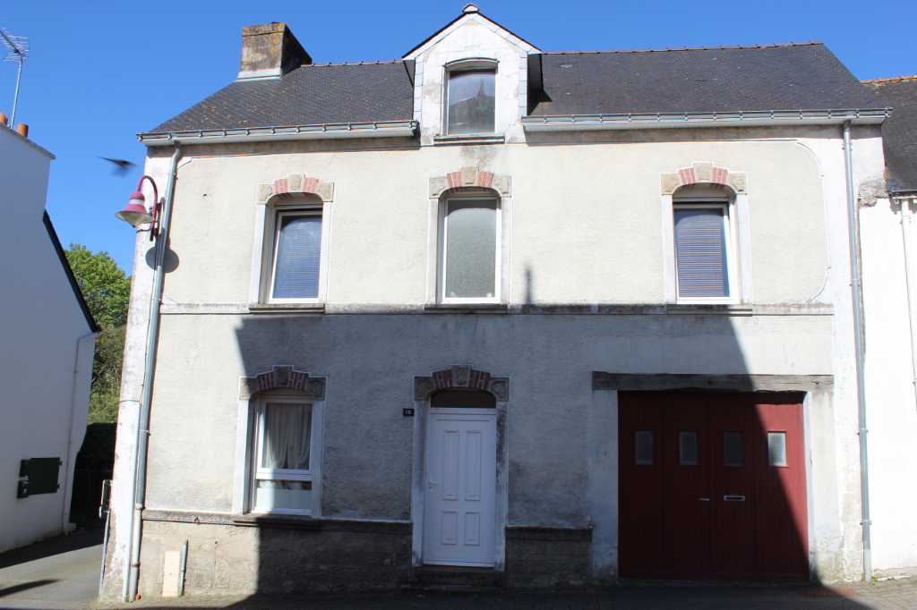 A VENDRE LANDEVANT A VENDRE LANDEVANT
