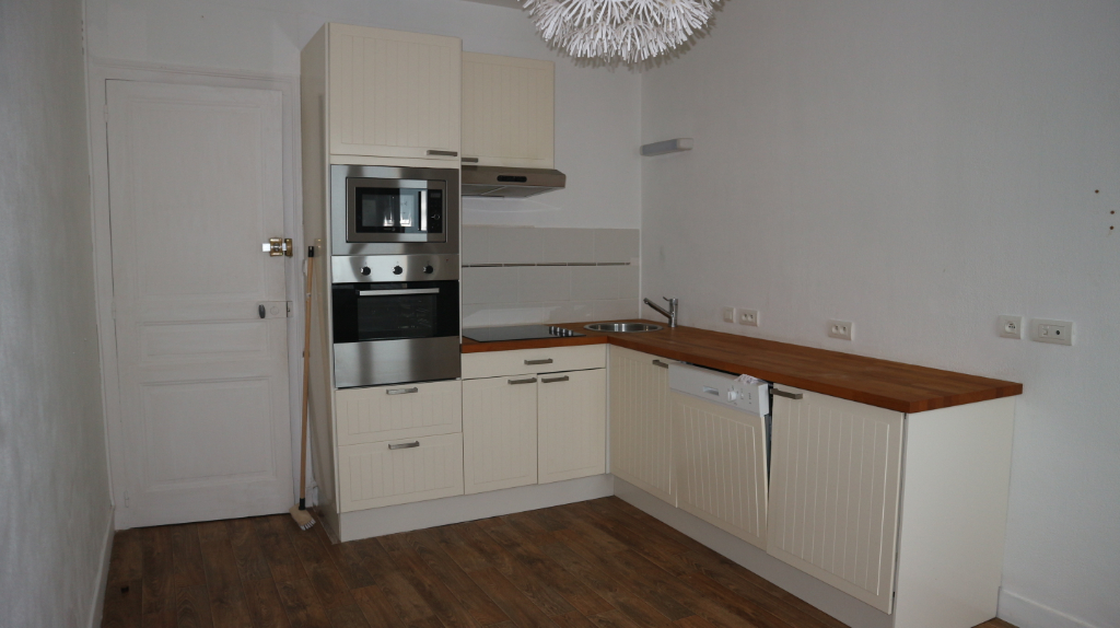 LOCATION ANNUELLE - Appartement St-Cast-Le-Guildo LOCATION ANNUELLE - Appartement St-Cast-Le-Guildo