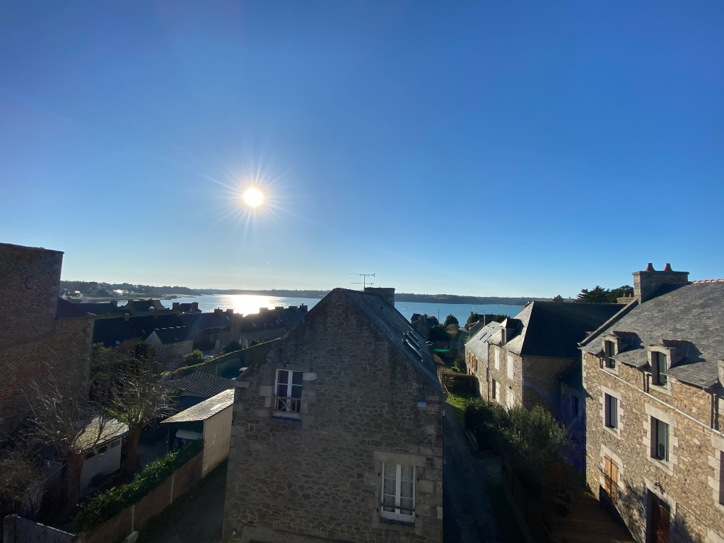 A LOUER APPARTEMENT T4 SAINT JACUT DE LA MER A LOUER APPARTEMENT T4 SAINT JACUT DE LA MER