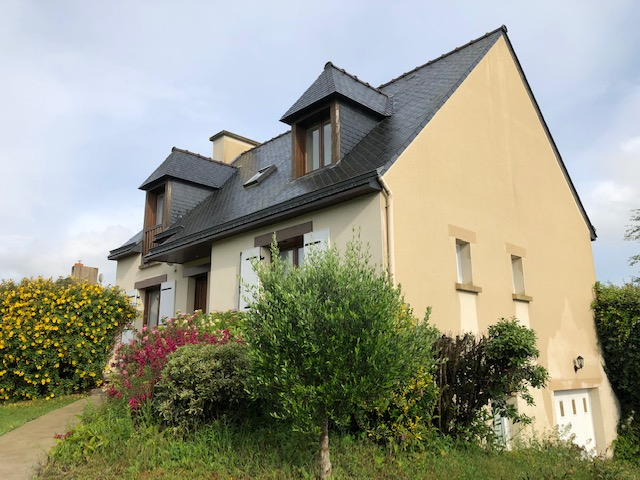 A VENDRE MAISON PLUDUNO A VENDRE MAISON PLUDUNO