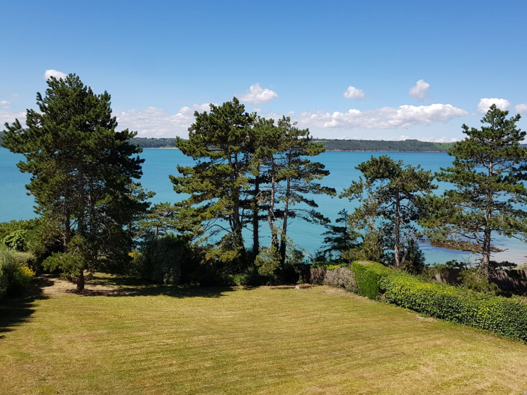 COUP DE COEUR SAINT-JACUT COUP DE COEUR SAINT-JACUT