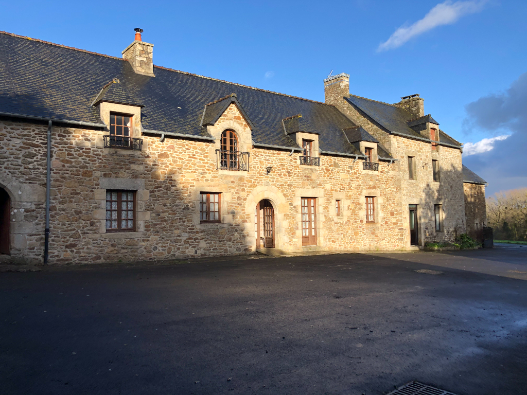 A VENDRE ST MELOIR A VENDRE ST MELOIR