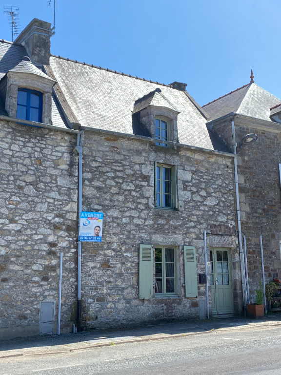 A VENDRE TRÉGON A VENDRE TRÉGON