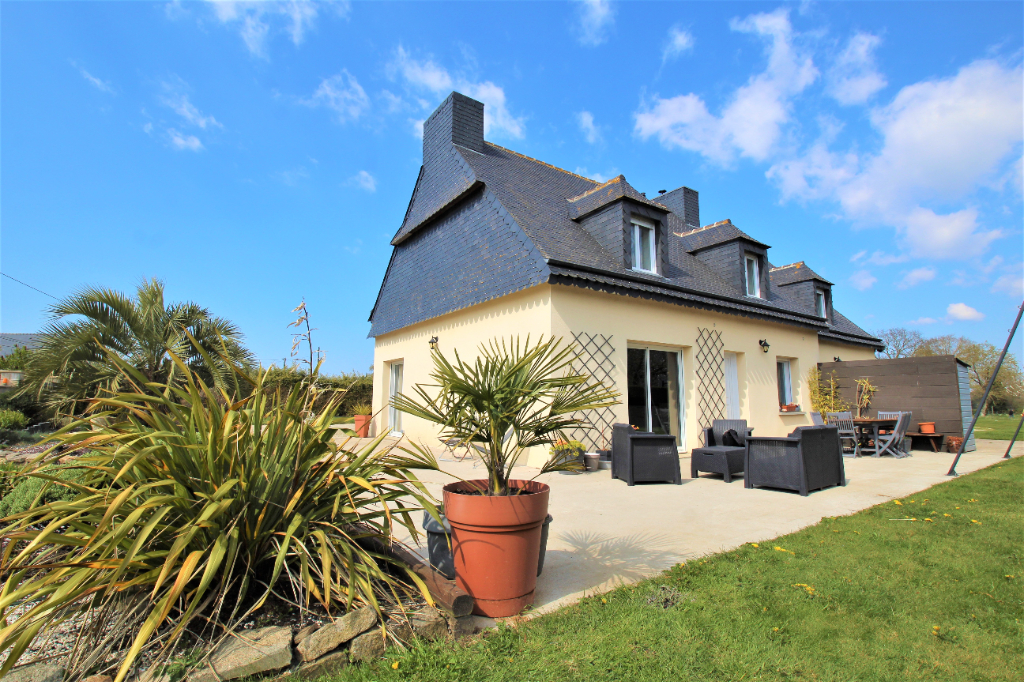 Maison Crehen Maison Crehen