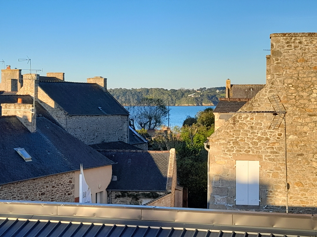 A VENDRE SAINT JACUT A VENDRE SAINT JACUT