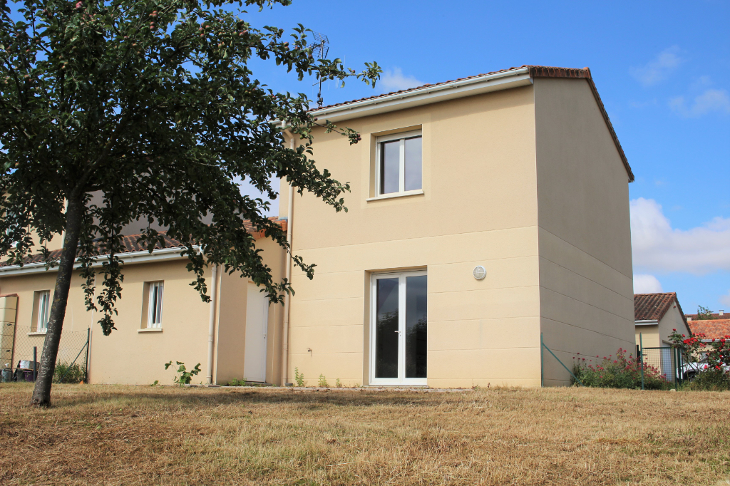 Maison St Georges Les Baillargeaux 3 pièces Maison St Georges Les Baillargeaux 3 pièces