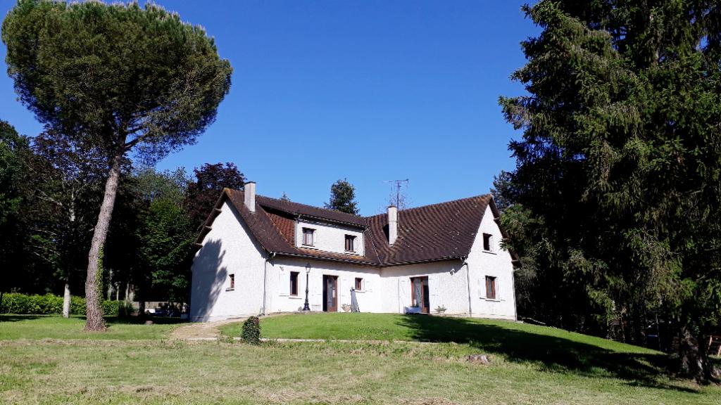 LIGUGE MAISON FAMILIALE LIGUGE MAISON FAMILIALE