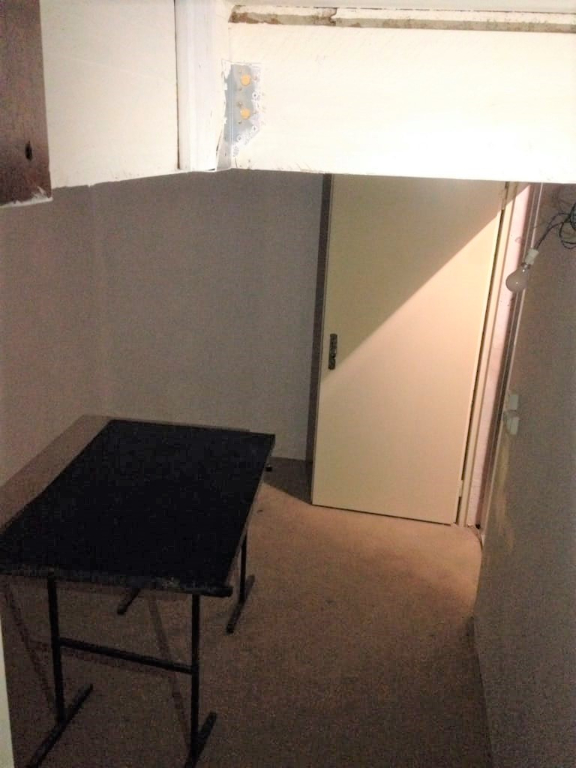Cave de 12m² paris 8ème Cave de 12m² paris 8ème