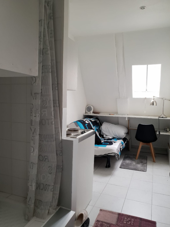 Studette de 9,10 m2 75010 Paris Studette de 9,10 m2 75010 Paris