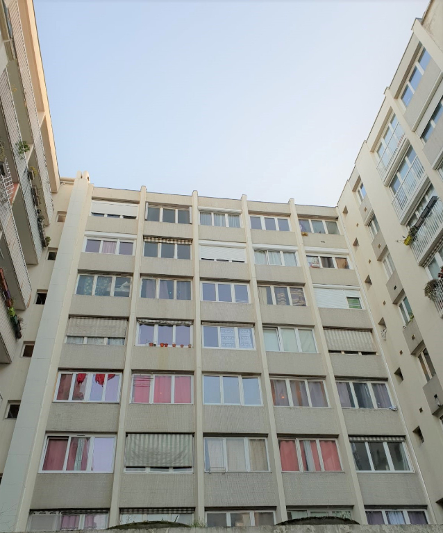 Studio de 10.57 m2 Paris 20ème Studio de 10.57 m2 Paris 20ème