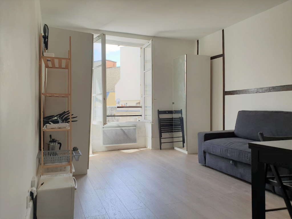 Studio 18m² Paris 10ème Studio 18m² Paris 10ème