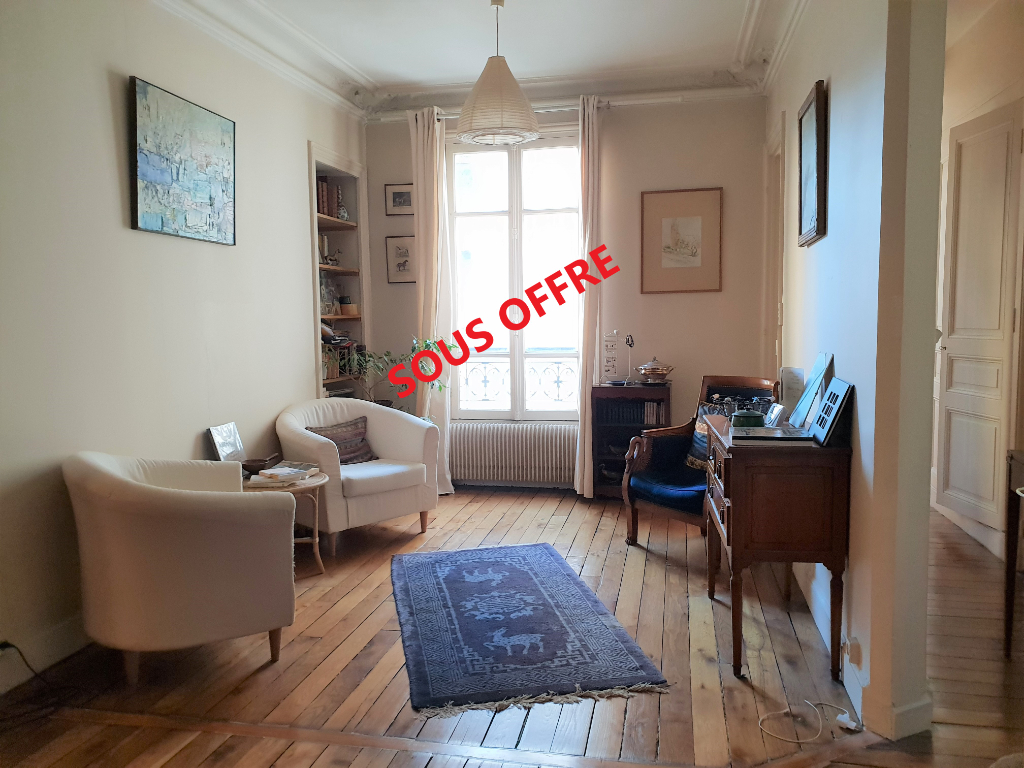 Appartement 2 pièces 44.89 m2 PARIS 10eme Appartement 2 pièces 44.89 m2 PARIS 10eme