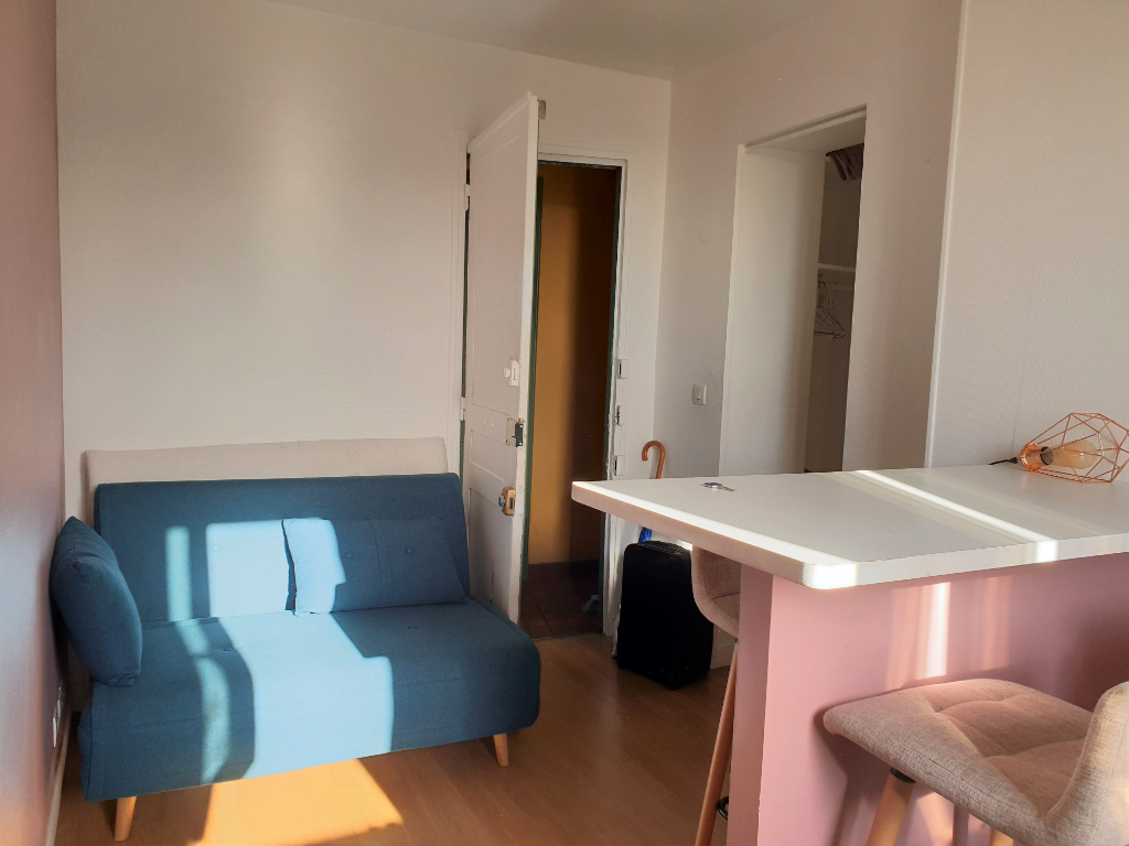 Studio de 16.82m² paris 11eme Studio de 16.82m² paris 11eme