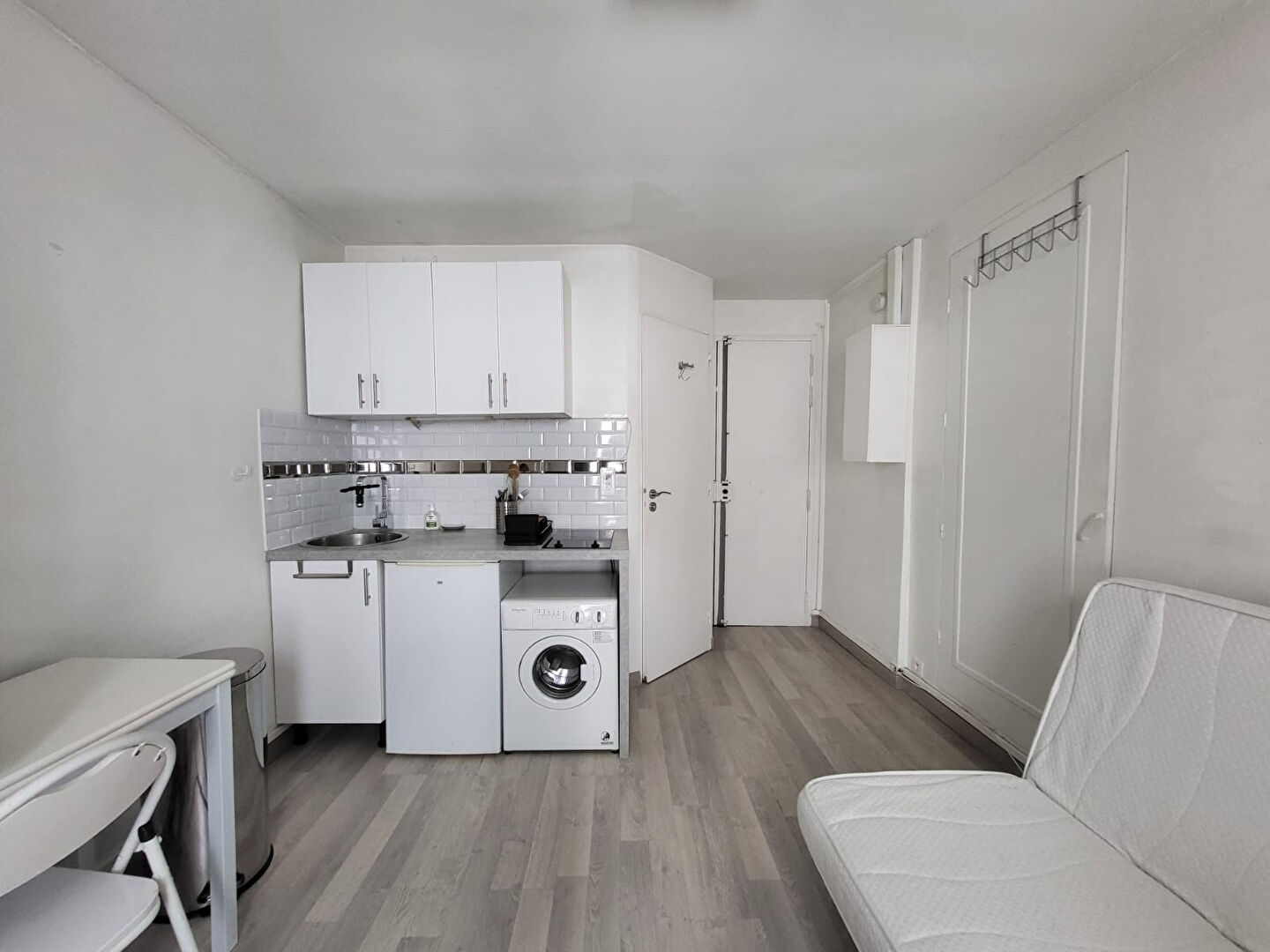 Studio meublé 14m² paris 9ème Studio meublé 14m² paris 9ème