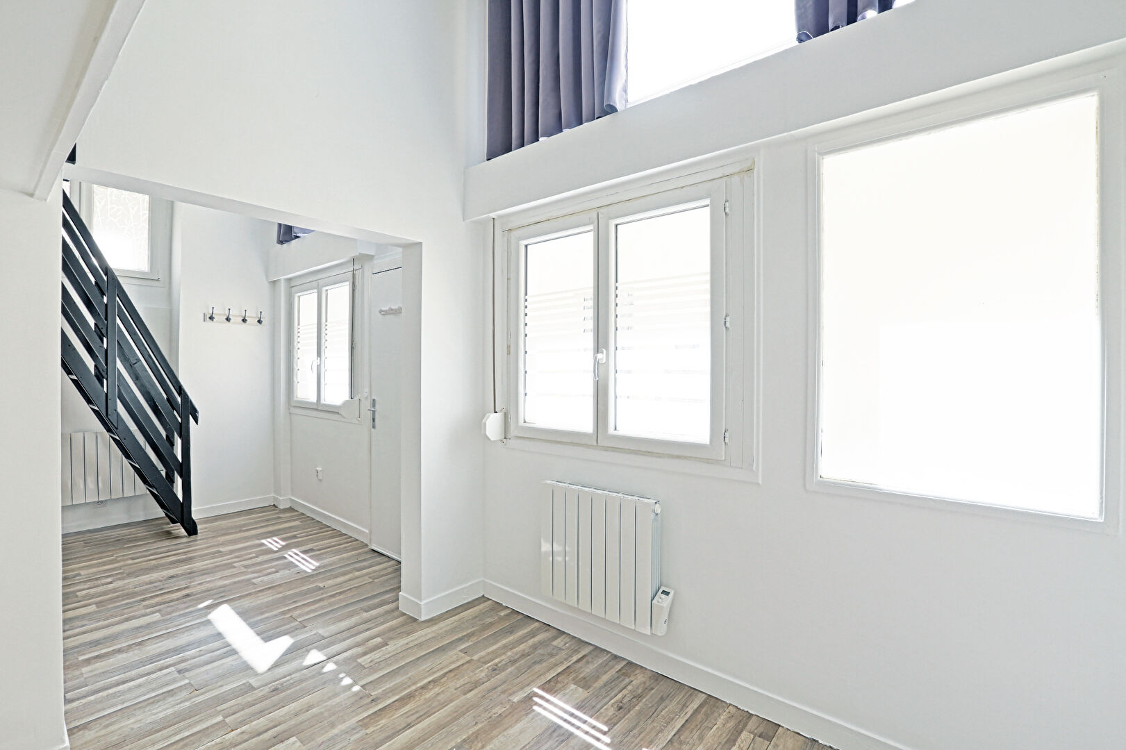 ENCHERES IMMOBILIERE EN LIGNE - Appartement type Loft 3 pièces de 45.84 m2 75011 PARIS ENCHERES IMMOBILIERE EN LIGNE - Appartement type Loft 3 pièces de 45.84 m2 75011 PARIS