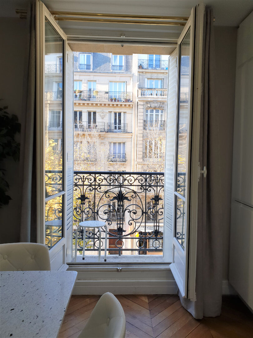 Appartement 3 Pièces 63m² 75012 PARIS Appartement 3 Pièces 63m² 75012 PARIS