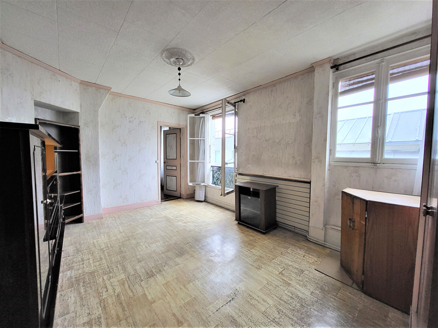 APPARTEMENT 2 PIECES 42,06m² PARIS 19EME APPARTEMENT 2 PIECES 42,06m² PARIS 19EME